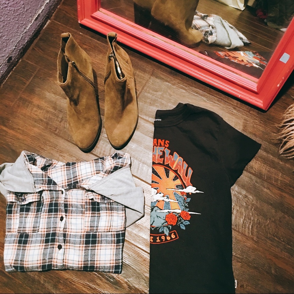 VANS| shirt 💛